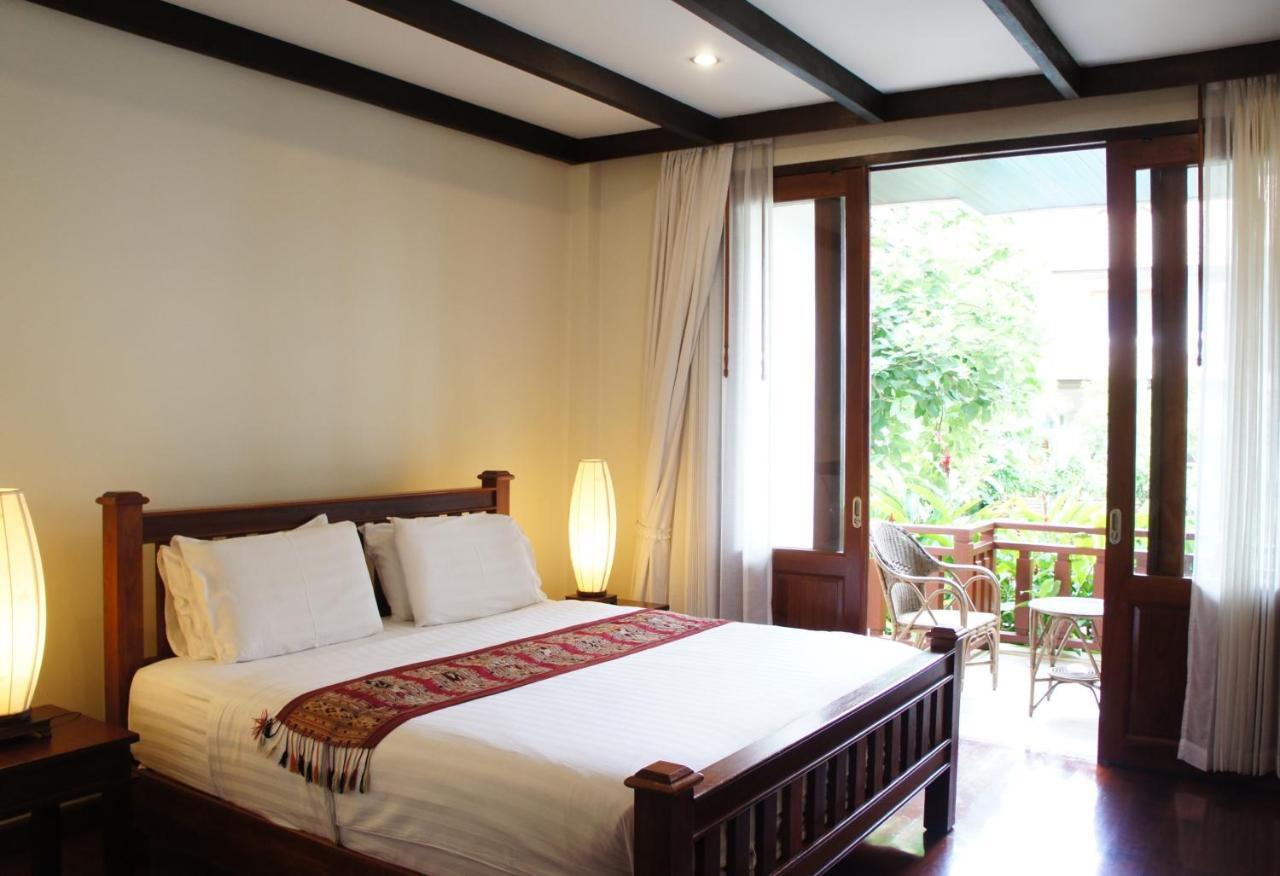 Athena Hotel Pakse Esterno foto