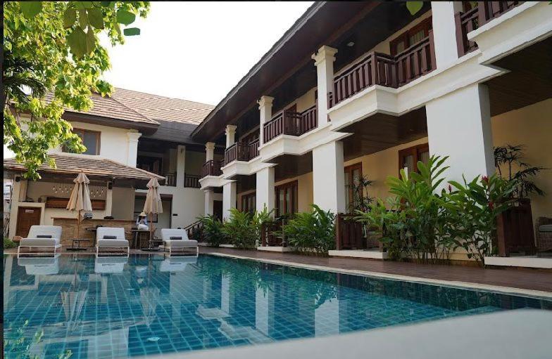 Athena Hotel Pakse Esterno foto
