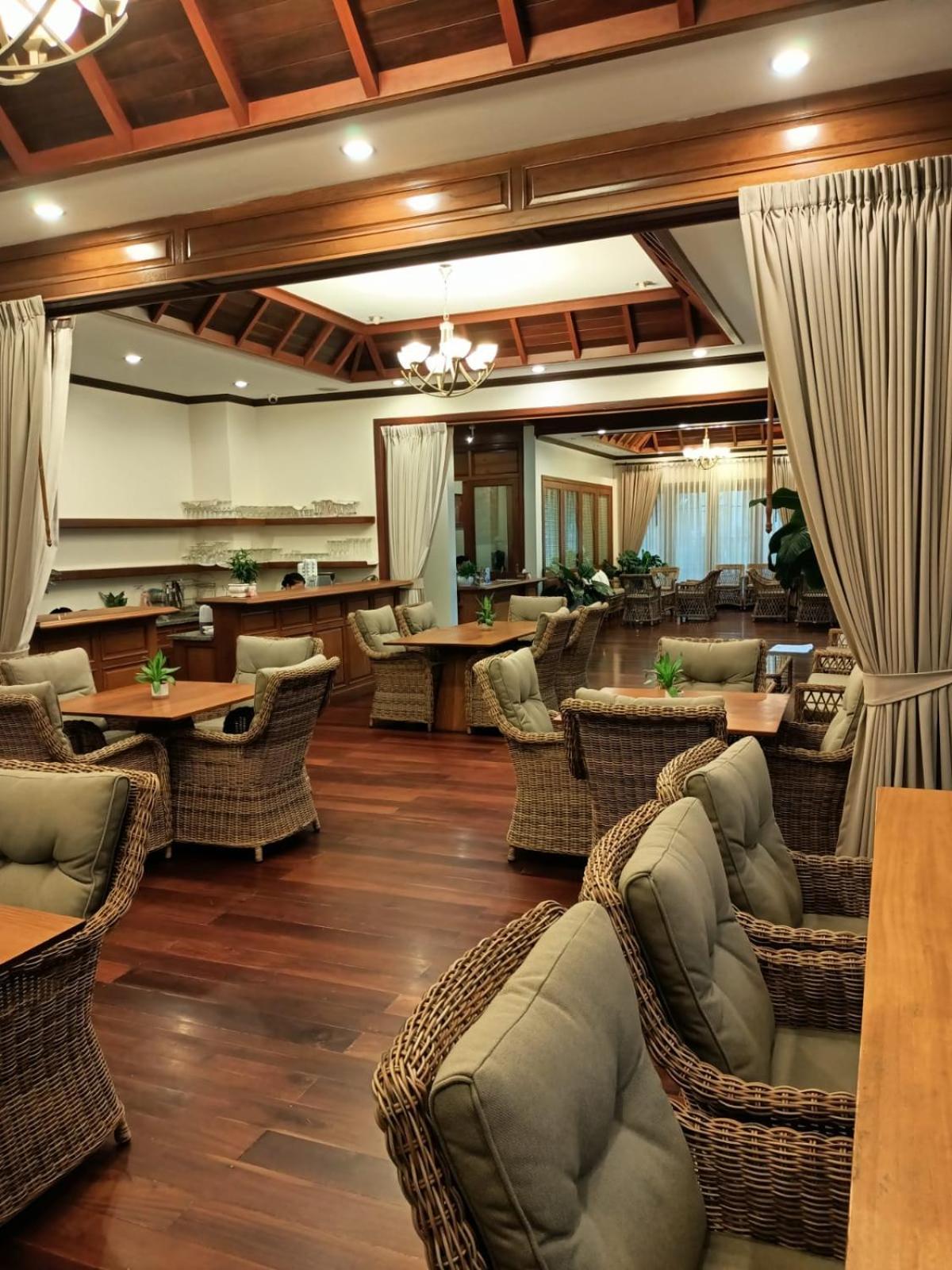 Athena Hotel Pakse Esterno foto